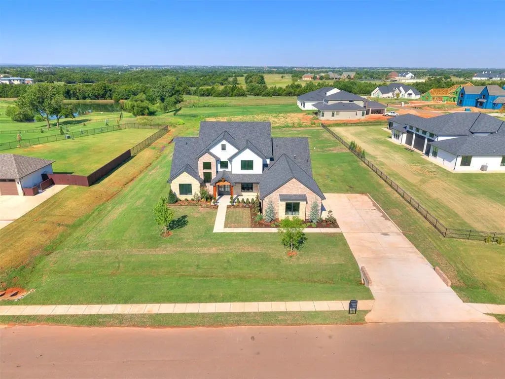 22645 Forester Lane, Edmond