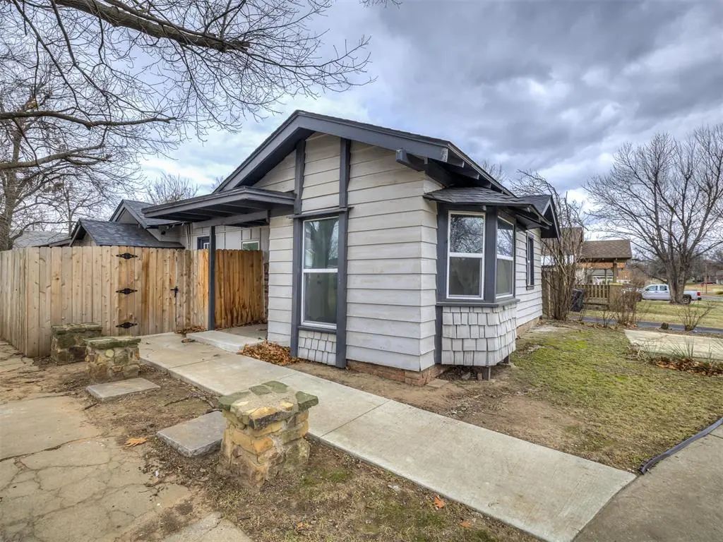2000 Nw 15th Street, Oklahoma City, OK, 73106 - Youngs Englewood Add - 1209965, Residential