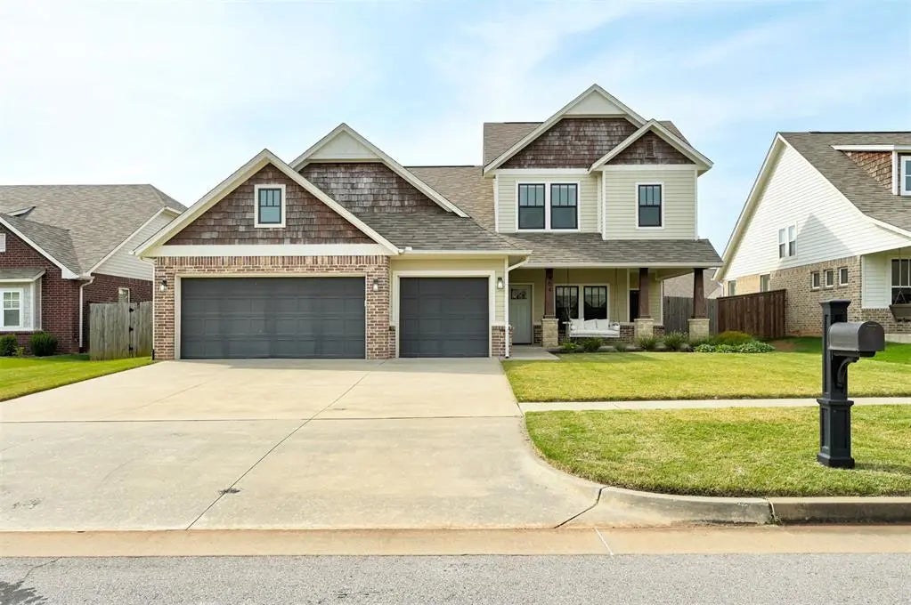 904 Ne 21st Street, Moore, OK, 73160 For Sale