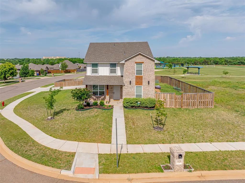 1920 Bellatona Boulevard, Norman