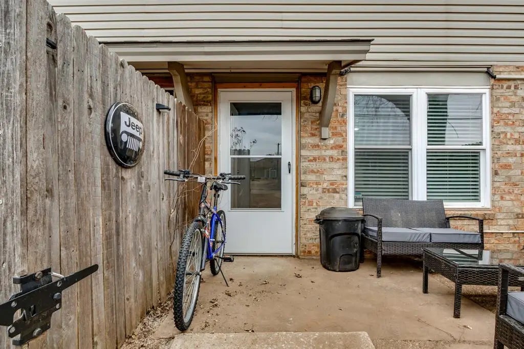 6736 N Meridian Avenue, Oklahoma City