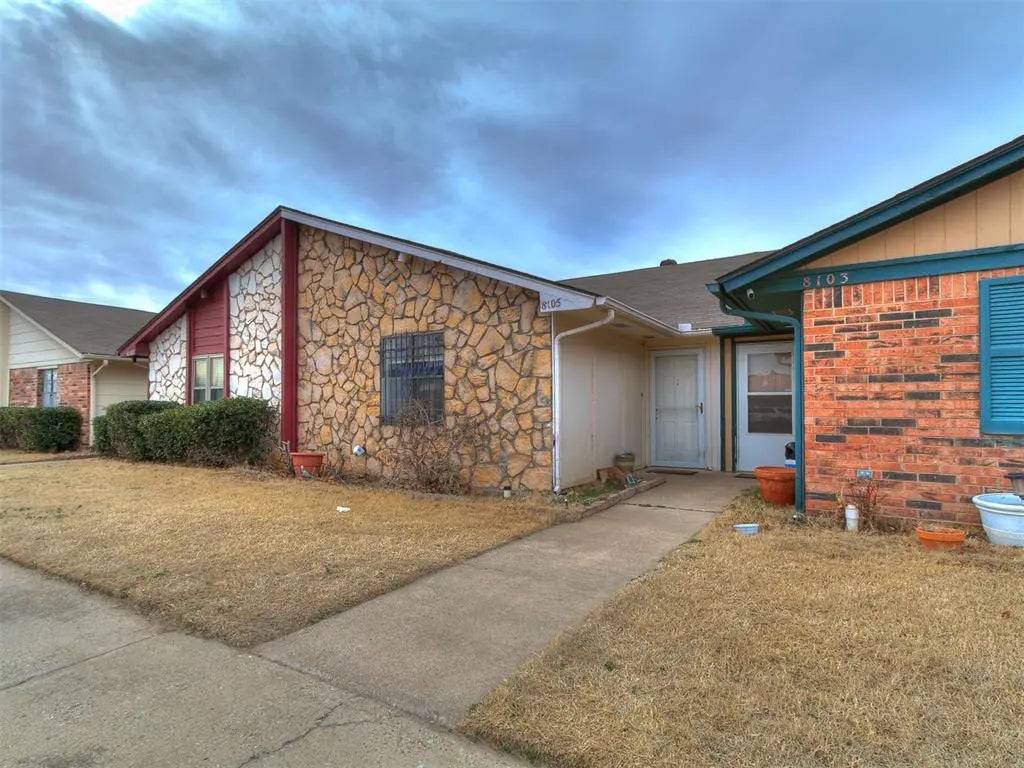 8105 Nw 23rd Street, Oklahoma City, OK, 73127 - Raintree Villas Condo - 1211313, Residential