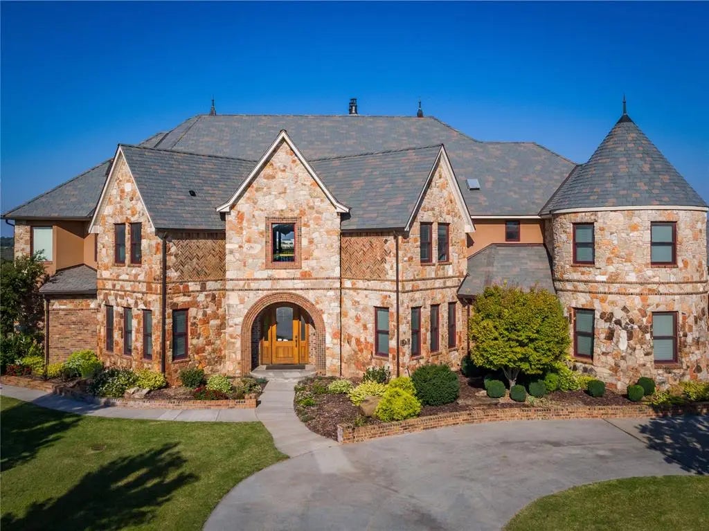 5001 Carrington Place, Oklahoma City