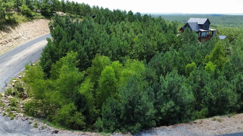 170 Overcup Oak Trail, Broken Bow