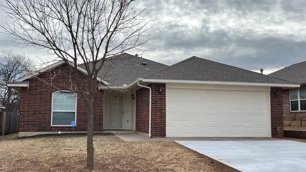 Residential Real Estate for Sale located in the neighborhood of Tecumseh Meadows, in the city of Norman, OK