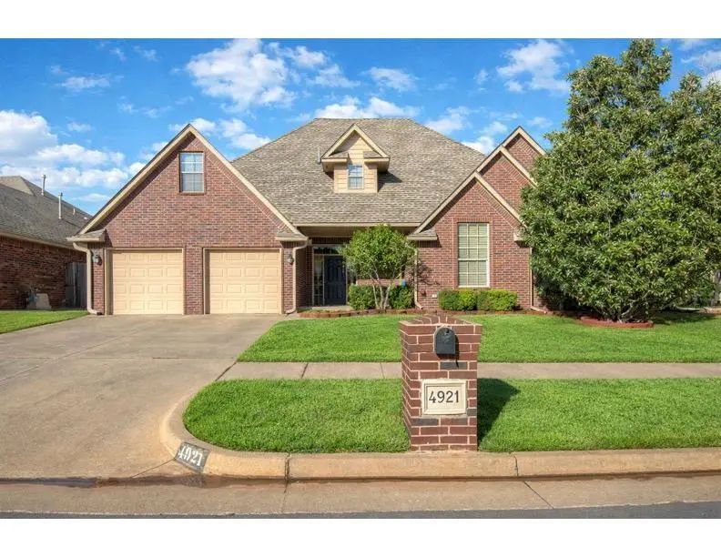 Residential Real Estate for Sale located in the neighborhood of Lone Oak Ridge, in the city of Edmond, OK