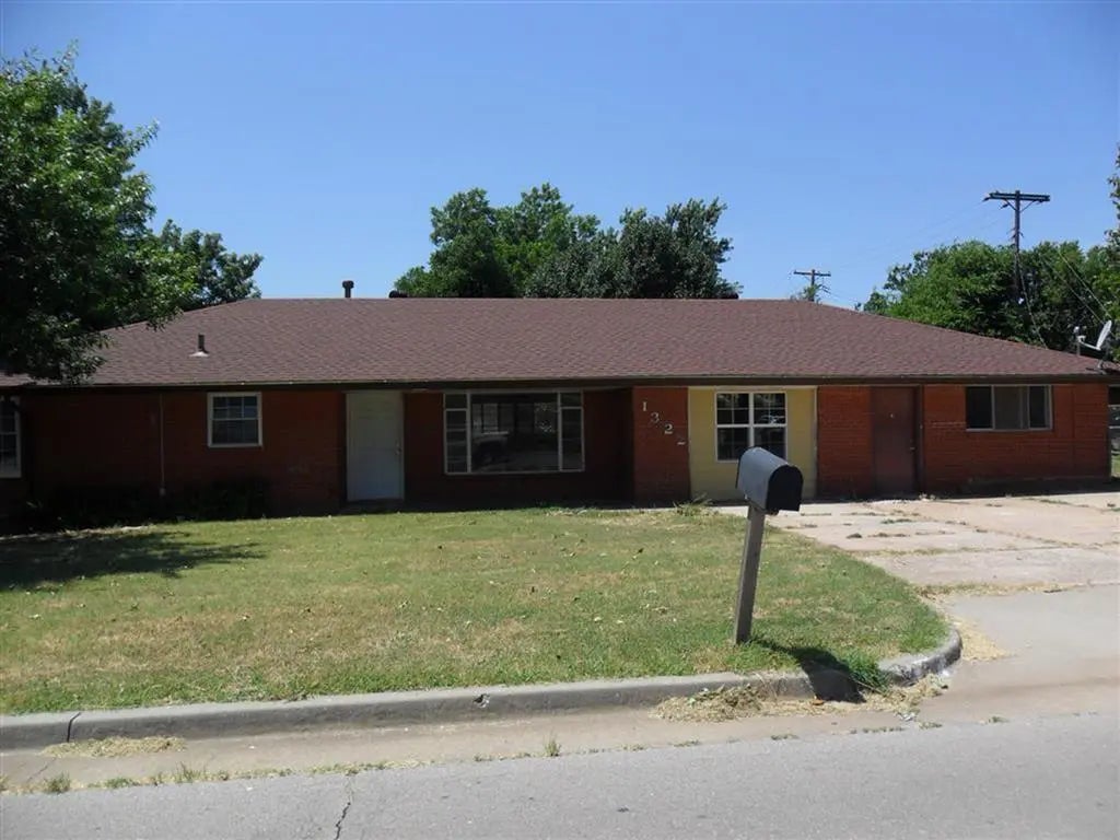 1322 S Reno Avenue, El Reno, OK, 73036 For Sale