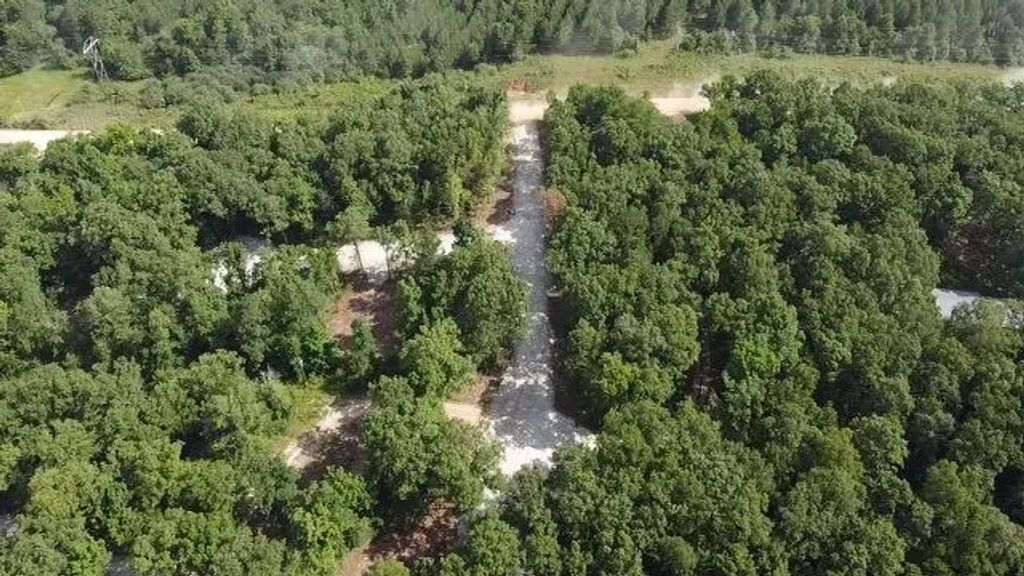 01 Joe Hough Road Road, Broken Bow