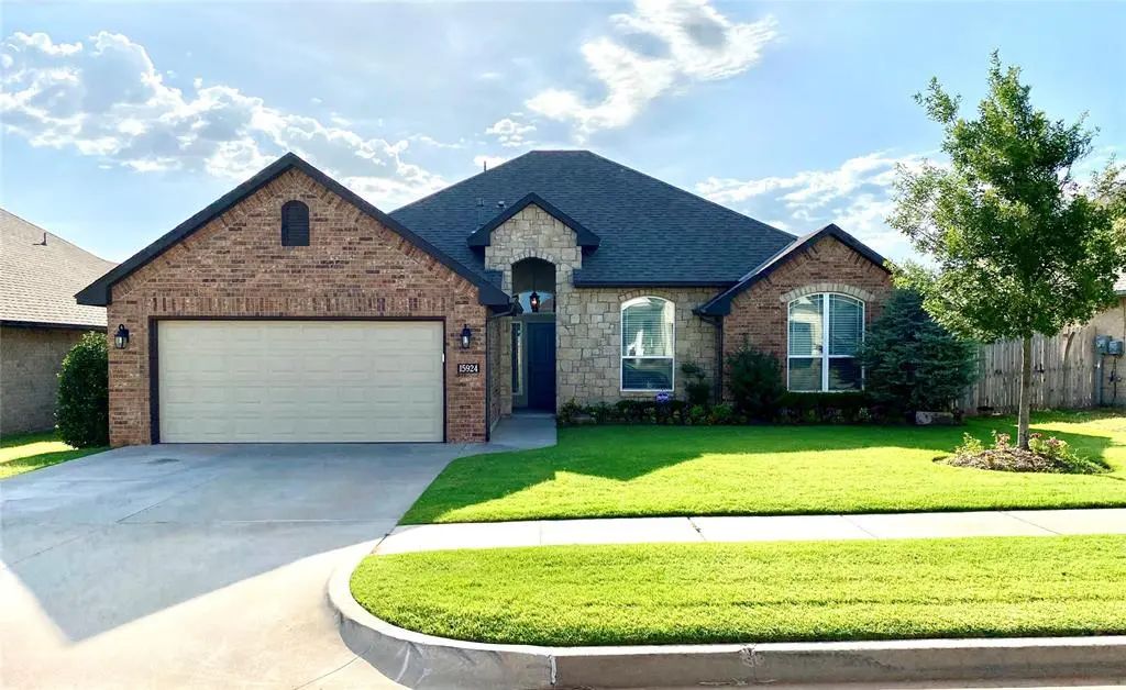 15924 Capri Lane, Edmond