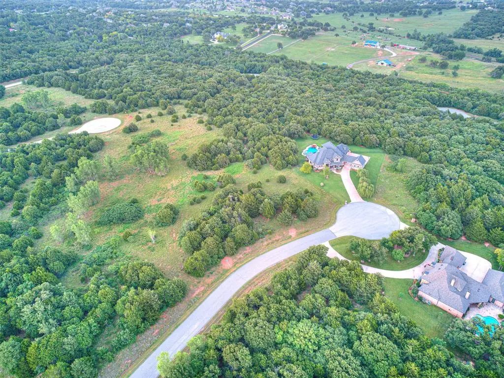 6924 Split Fence Lane, Edmond
