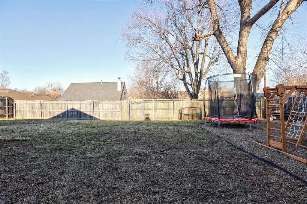 145 Pawnee Place, Yukon, OK, 73099 - Woodrun Blks 14-20 - 1213656, Residential