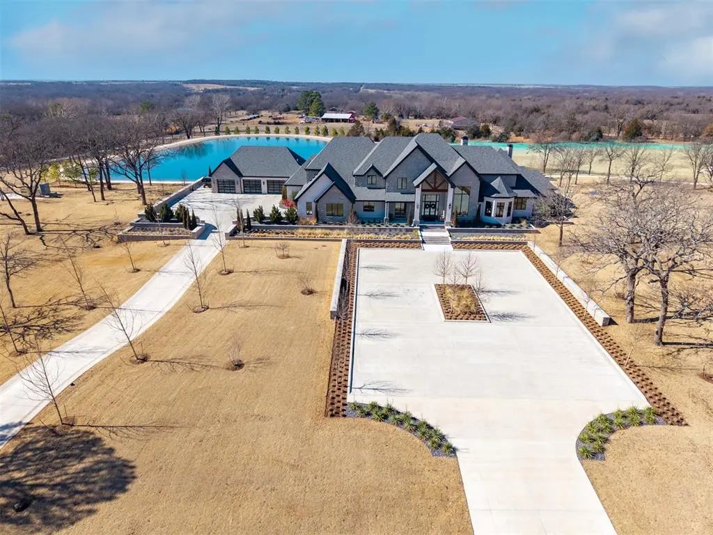 MLS #1214051 for Sale at 10628 S Highway 99, in the city of Prague, 74864