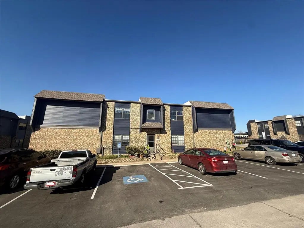 401 Se 12th Avenue 111, Norman, OK, 73071 - Triad 2 - 1214225, Residential