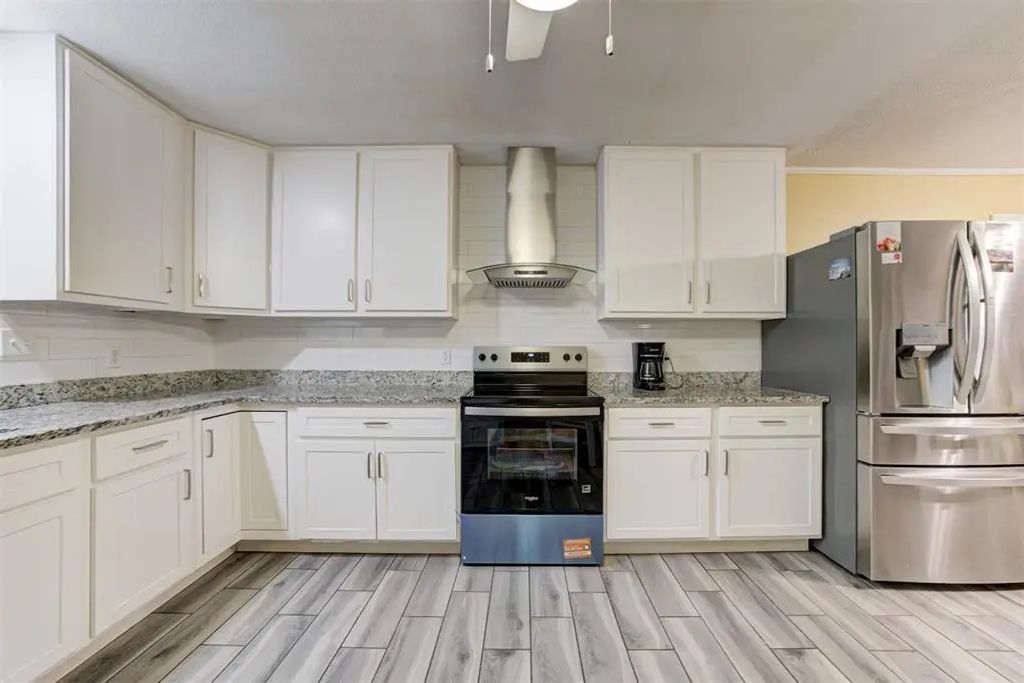 13425 Chaparral Road, Norman