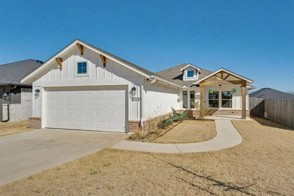 8700 Ricard Drive, Oklahoma City, OK, 73135 - Abbot Lake Sec 2 - 1215419, Residential