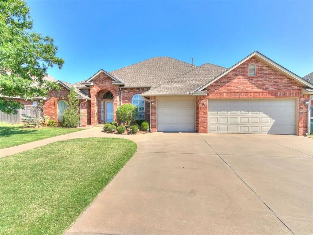 3901 Annalane Drive, Norman, OK, 73072 For Sale