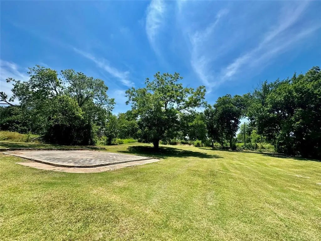 523 N Main Street, Seminole