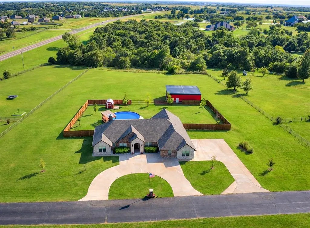 Homes for Sale located at 4210 Paradise Drive, in the city of Blanchard, OK 73010