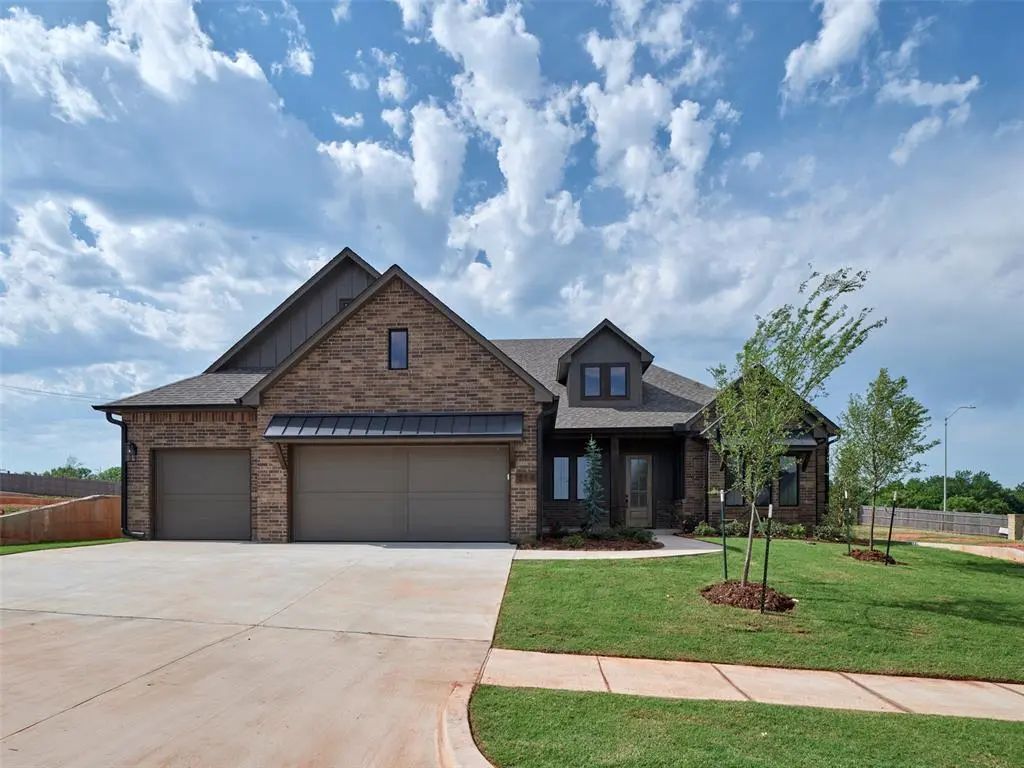 514 Basin Way, Norman