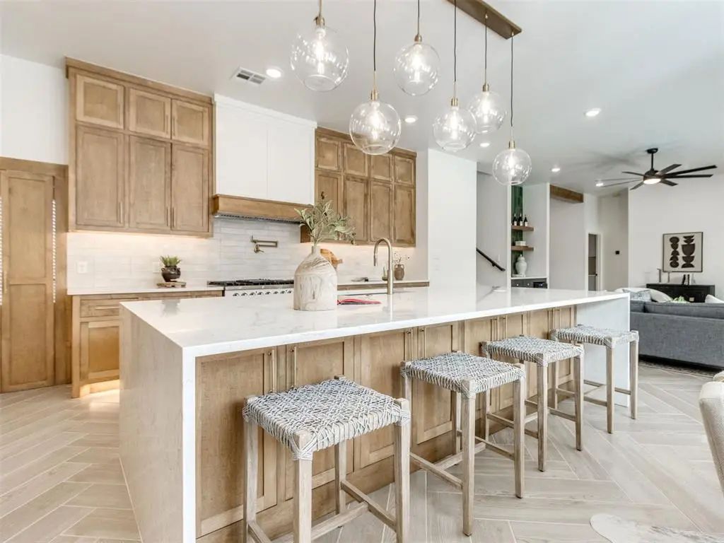 2500 Amante Court, Edmond