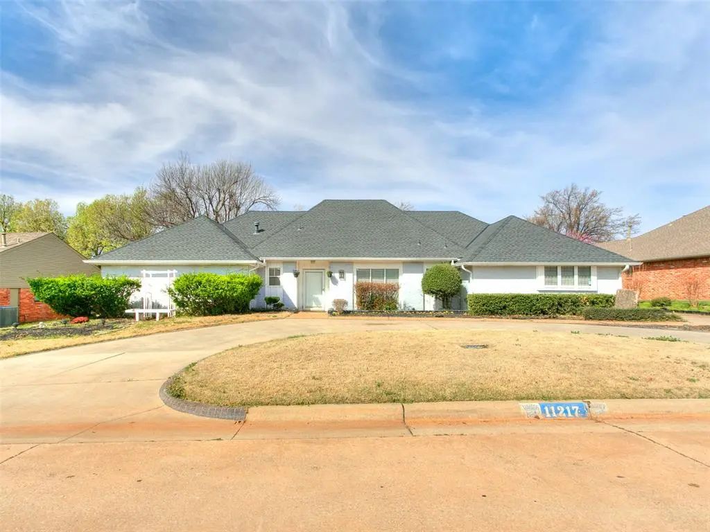 11217 Twisted Oak Road, Oklahoma City