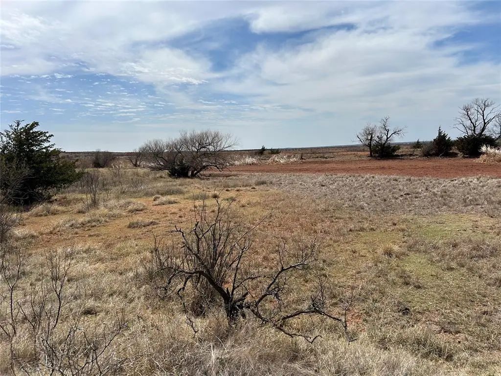 30389 E County Road 1360 Road, Willow