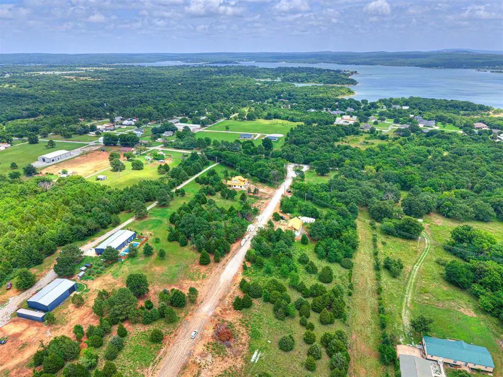 16 Emberlyn Lane, Eufaula