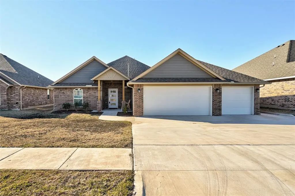 2820 Summit Crossing Parkway, Norman