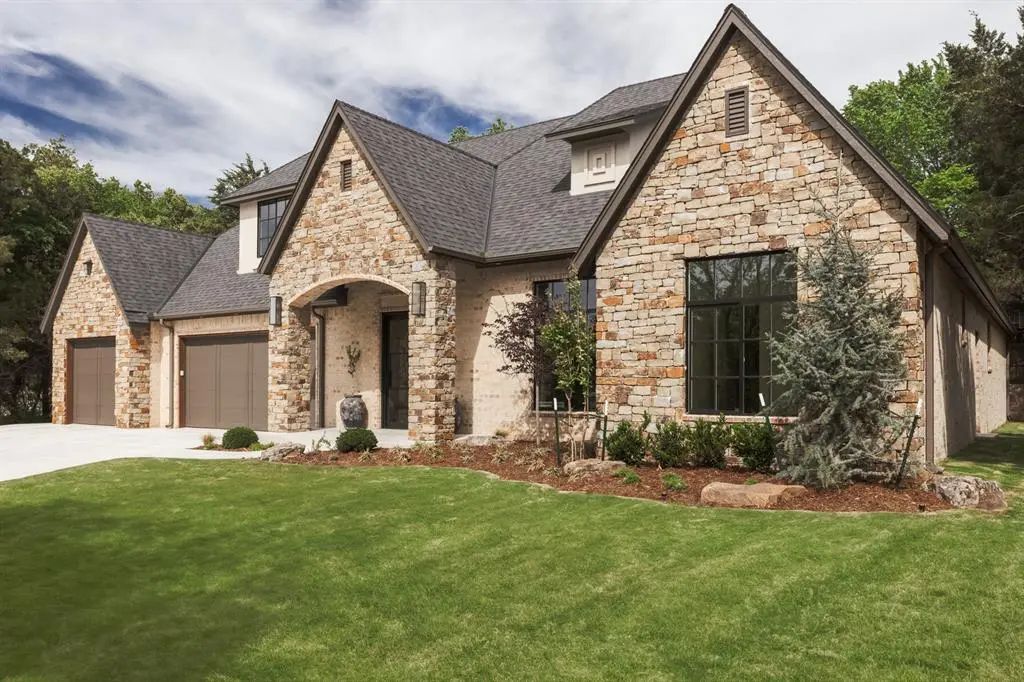 3208 Hidden Creek Drive, Edmond