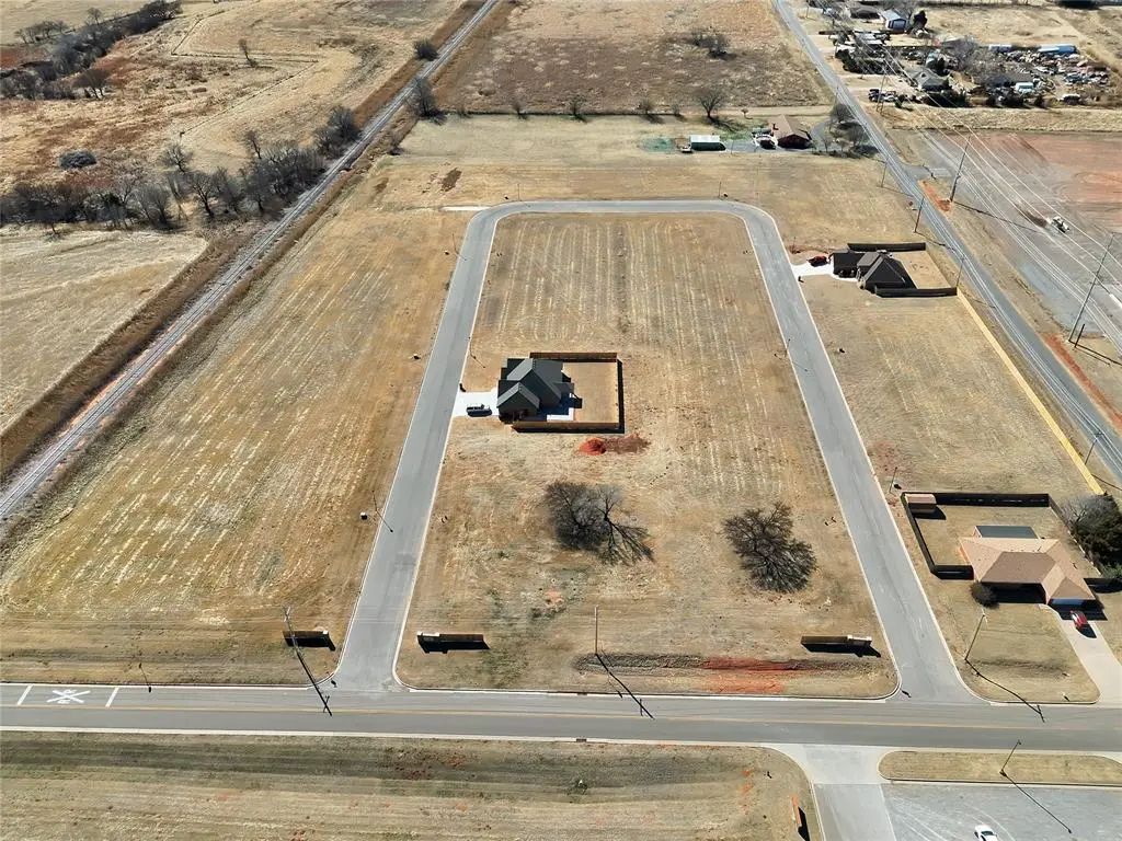 11 Flintlock Trail, Clinton