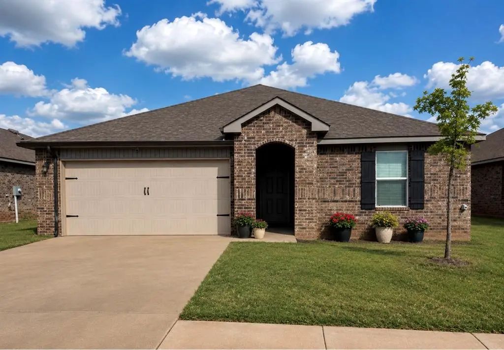 14204 S Babbling Brook Drive, Oklahoma City