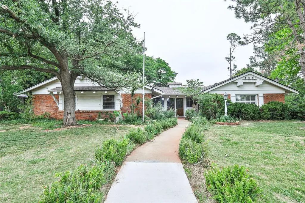 2301 Nw 57th Street, Oklahoma City