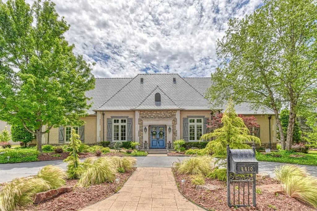 4410 Berry Farm Road, Norman