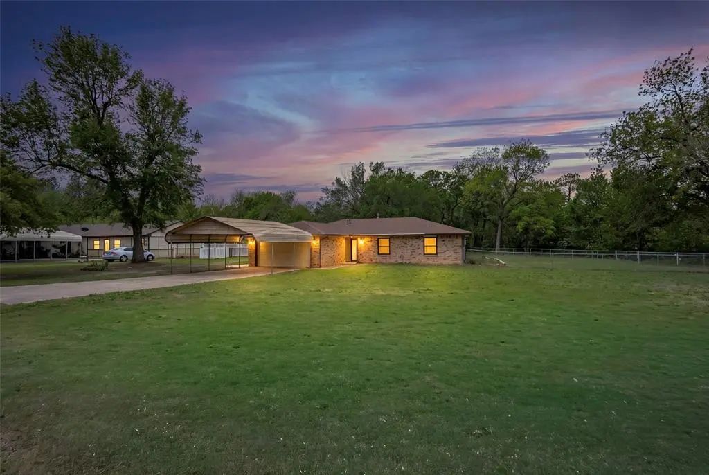 Residential Real Estate for Sale located in the neighborhood of Gillespie Estates 3rd, in the city of Jones, OK