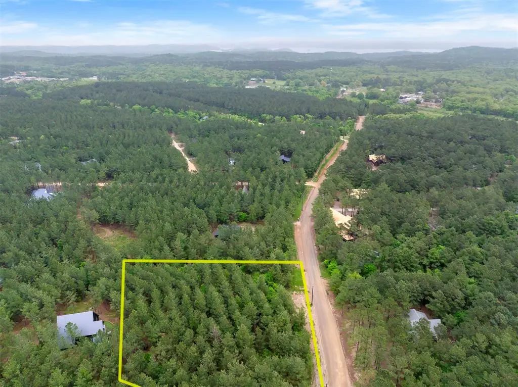 561 Track 1 Camp Ranch Road, Broken Bow
