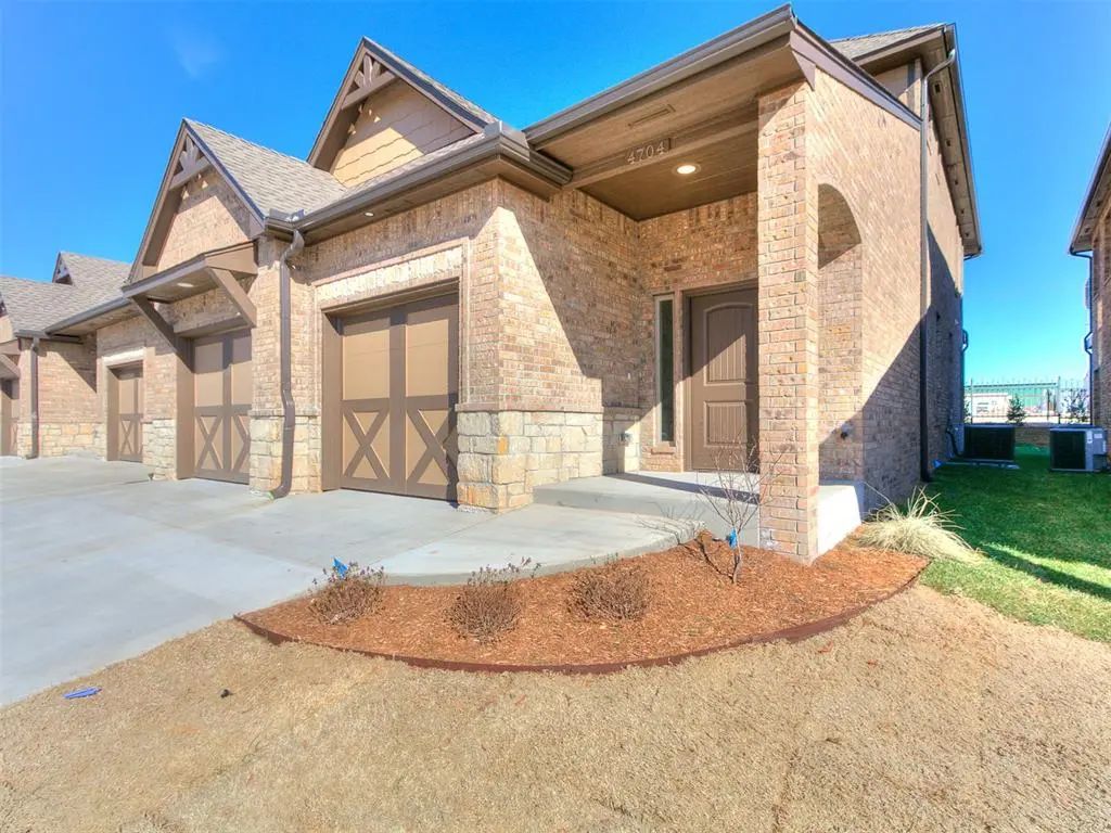4704 Stelens Court, Norman