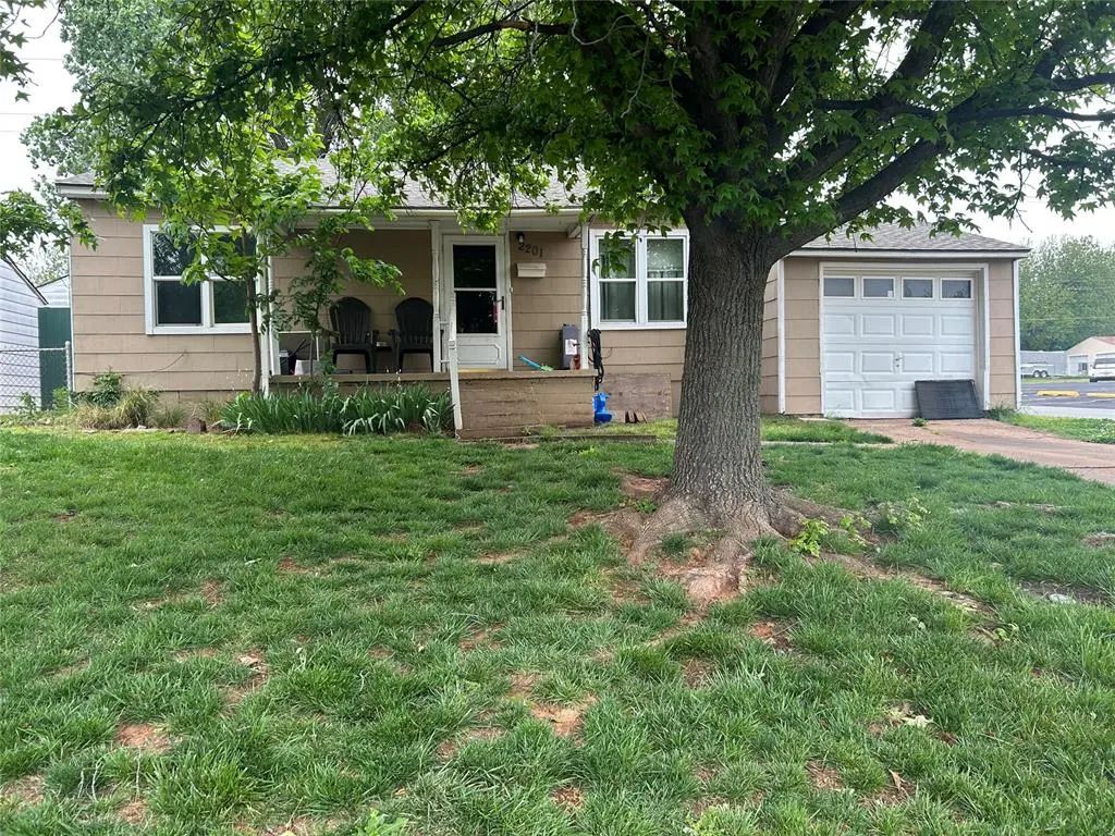 Homes for Sale located at 2201 Doris Avenue, in the city of Oklahoma City, OK 73115