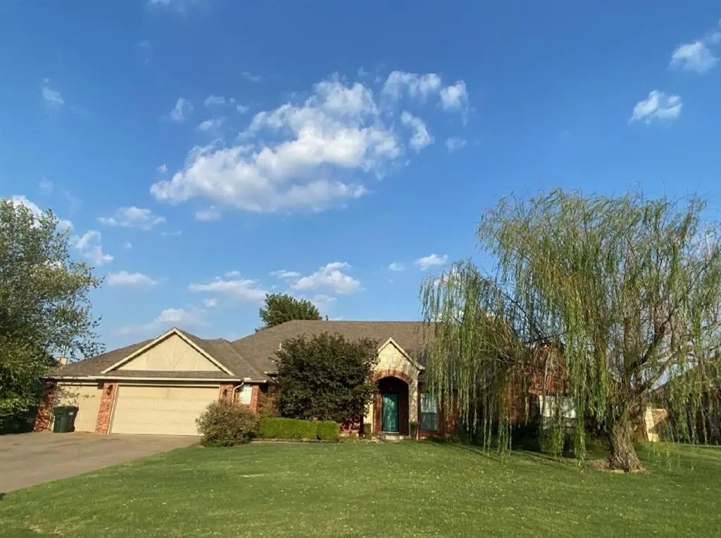 8039 Lindsay Lane, Edmond