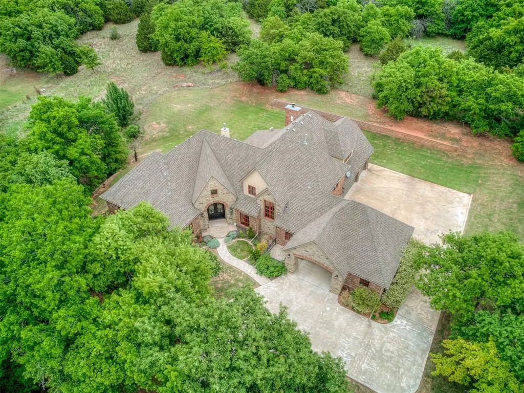 3600 Winding Lake Circle, Arcadia, OK, 73007 For Sale