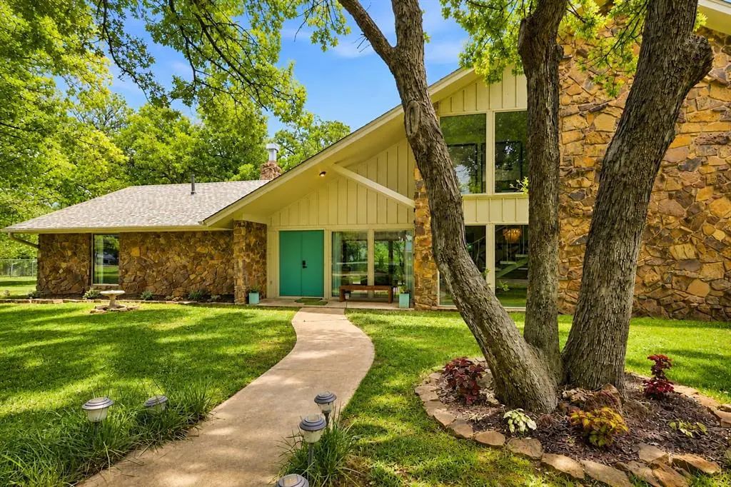 2904 Arrowhead Drive, Edmond