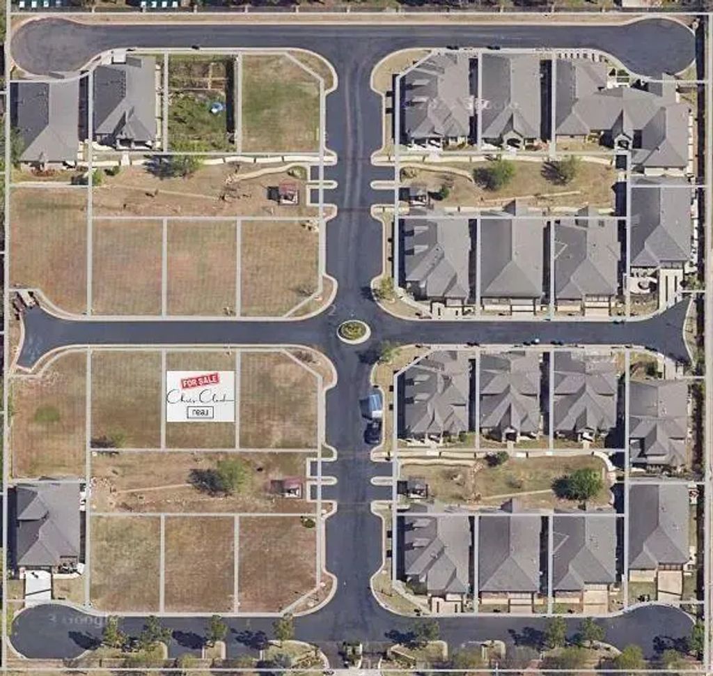9228 Joan Drive, Midwest City