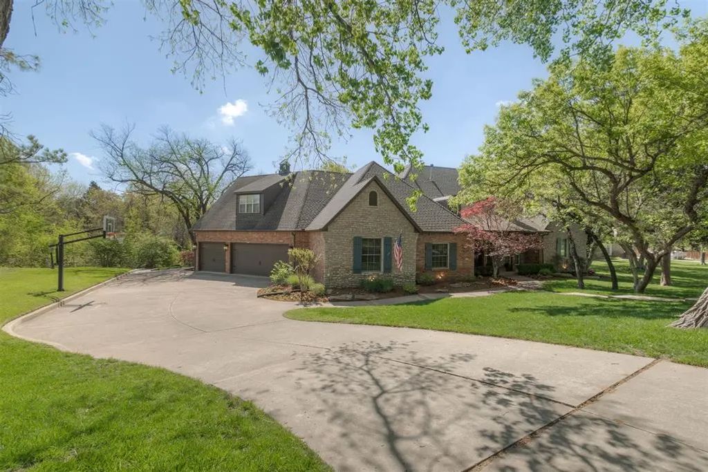 3812 Creek Bank Drive, Edmond