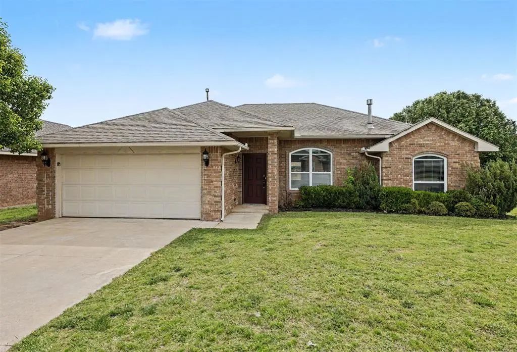 8012 John Robert Drive, Oklahoma City