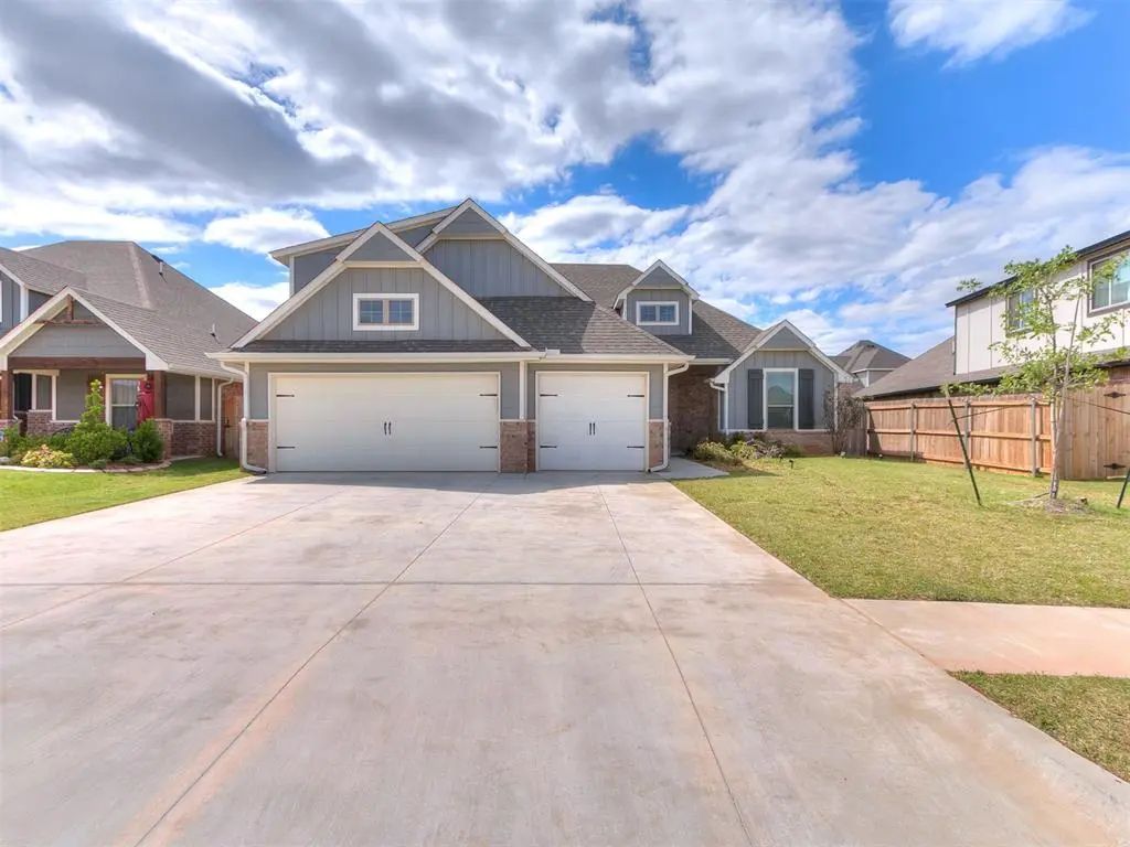 16013 Dahlia Road, Edmond