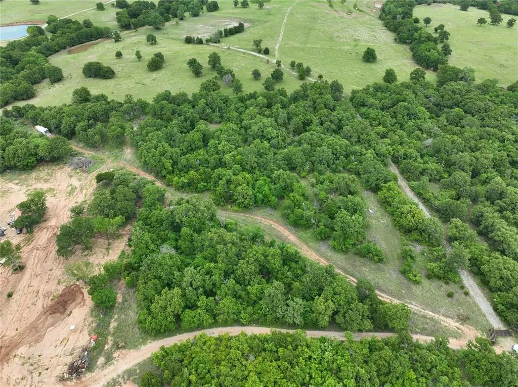 1996 County Road 1556, Rush Springs