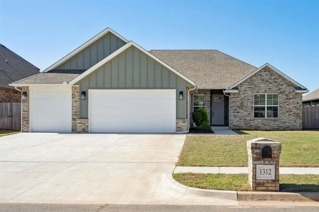 1312 Monterey Drive, Norman