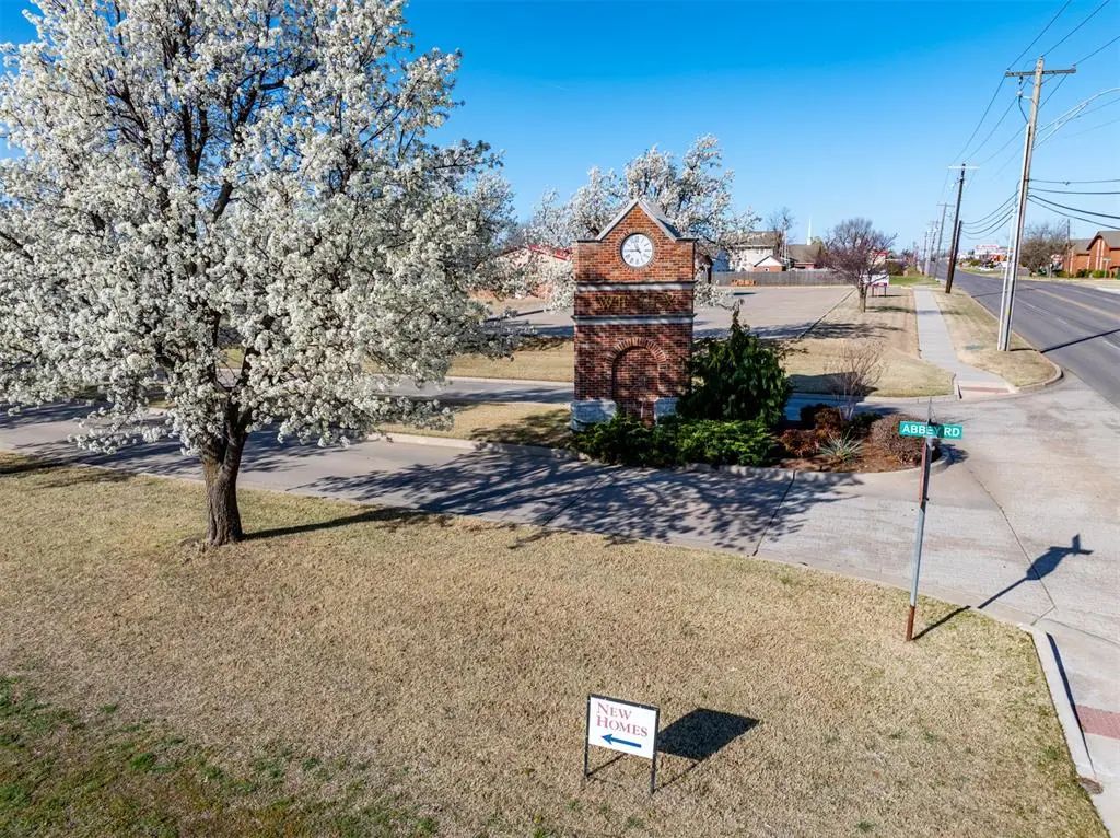 1515 Strawberry Fields, El Reno
