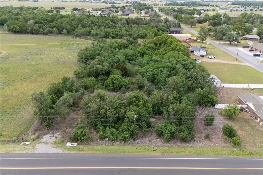 N Lawter Road, Weatherford