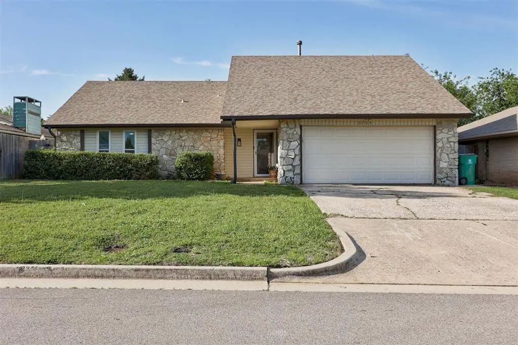 6704 Bear Canyon Drive, Oklahoma City