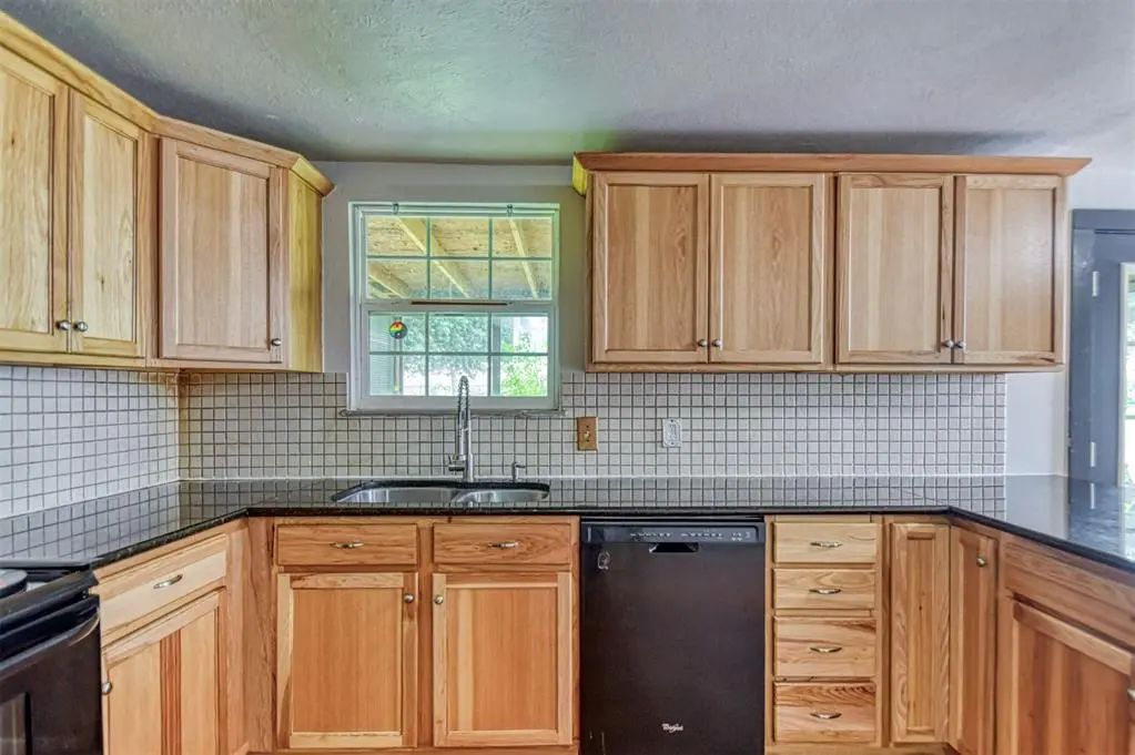 Residential for Sale by 717 E Johnson Street in the Norman, located in the neighborhood of Elliott